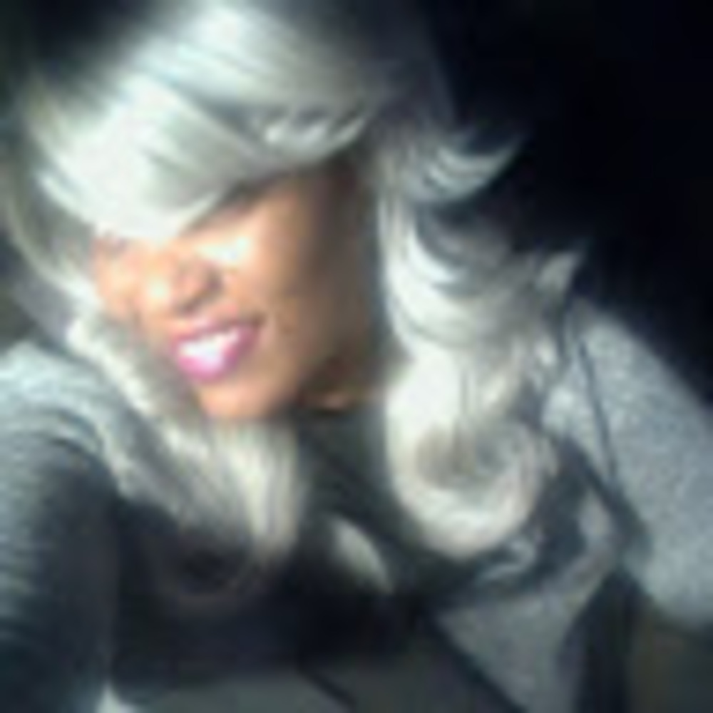 Meet your Posher, Nakisha